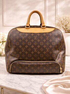 Authentic Louis Vuitton Evasion Monogram Canvas Travel Bag Gym Weekender LV